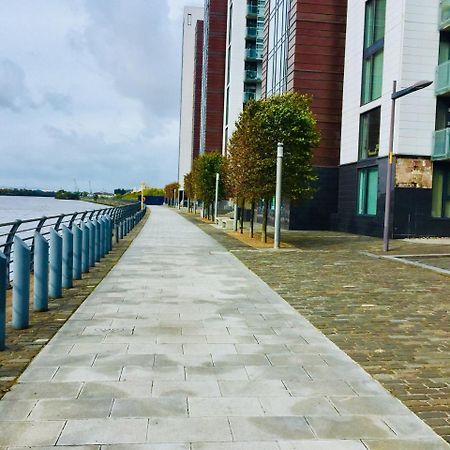 River Clyde West End Apartment - 2 Bedrooms Γλασκώβη Εξωτερικό φωτογραφία