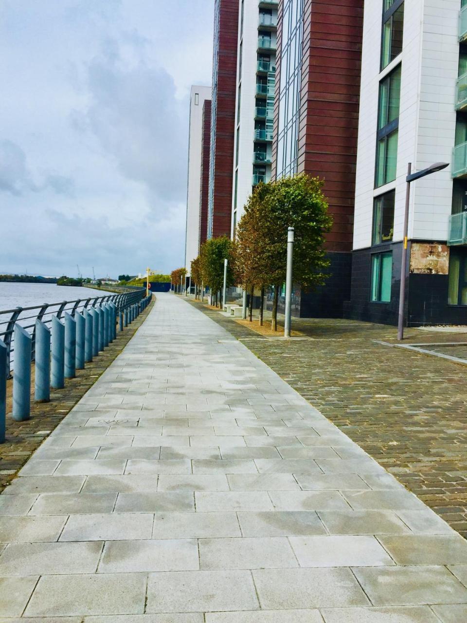 River Clyde West End Apartment - 2 Bedrooms Γλασκώβη Εξωτερικό φωτογραφία